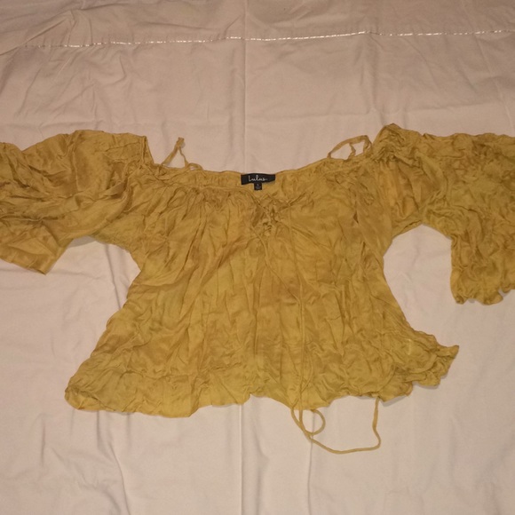 Off the Should Yellow Lulus Top - Picture 2 of 2